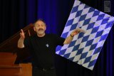 Wei&szlig;blaues Beffchen
